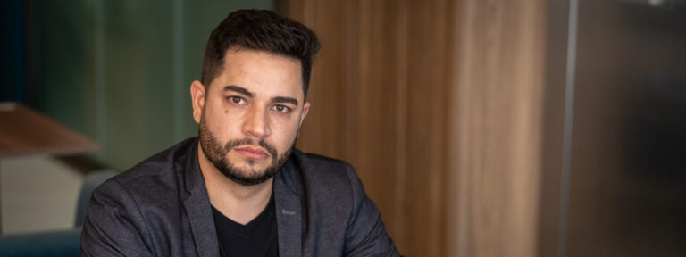 Novo Seguros anuncia novidade: seguro para motoristas de aplicativo e táxi