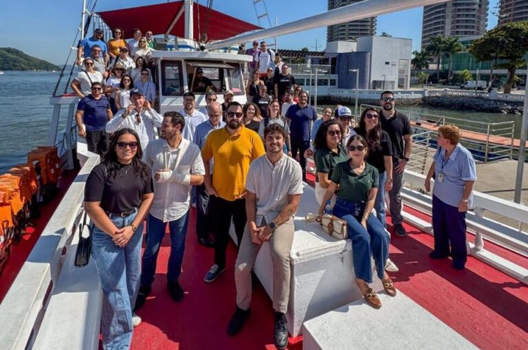 Lockton Brasil e Machado e Cremoneze recepcionam convidados no Porto de Santos