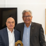 Helder Molina e Instituto de Longevidade MAG recebem prêmios