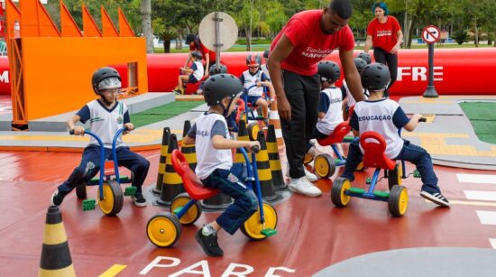 Programa de conscientização infantil “Na Pista Certa” desembarca em Santo André