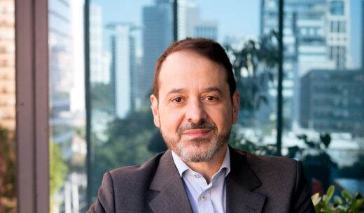 AXA destaca papel do mercado no combate à violência contra a mulher