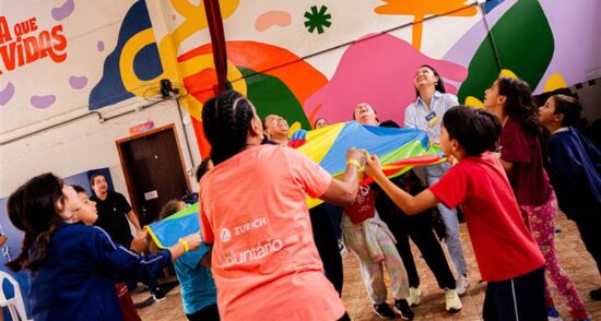 Zurich abre edital para apoio de projetos sociais