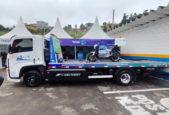 Tempo participa do 8º Encontro de Guinchos e Guincheiros