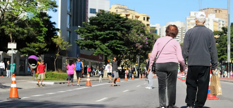 O recado silencioso do público 60+ ao setor financeiro