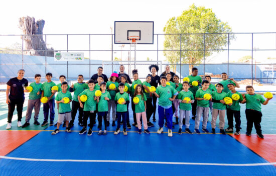 Projeto Brincando na Quadra beneficia 3 mil crianças