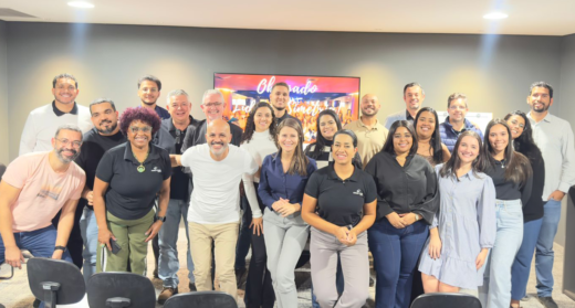 Capacitação de líderes integra estratégia de crescimento da Simetria