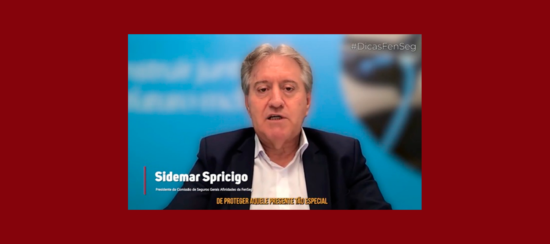 No Dia das Crianças, presente com carinho estendido