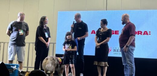 APet celebra apoio ao Projeto Reddogs