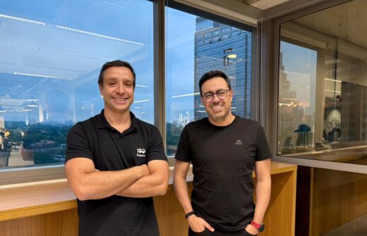 Primeira operação de seguros totalmente conduzida por agentes de IA