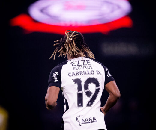 Ezze Seguros renova patrocínio com o Corinthians