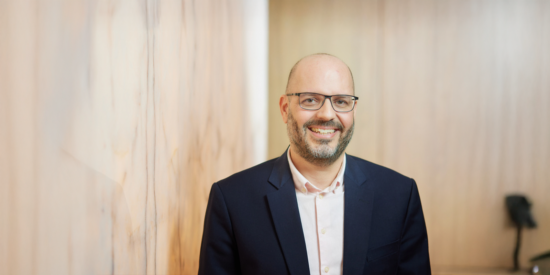 Videocast “Com Você Corretor” traz informações sobre oficinas referenciadas