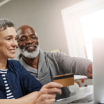 Longevos ampliam presença no ambiente digital