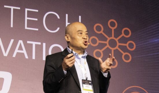 InsureMO firma parceria para explorar oportunidades