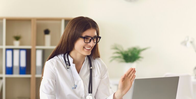 Prevenção ao câncer do colo do útero exige informação