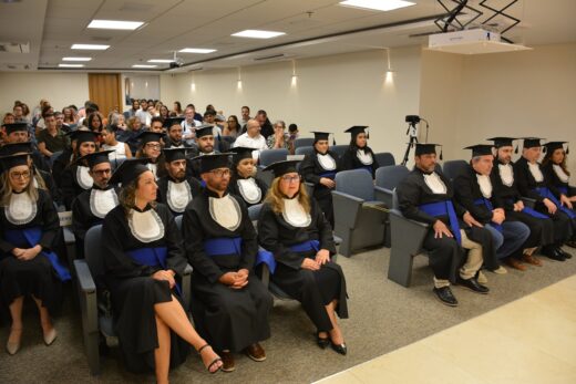 “A educação vence barreiras e qualquer distância”