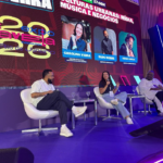 Carol Vieira media debate entre Dudu Nobre e Serjão Loroza