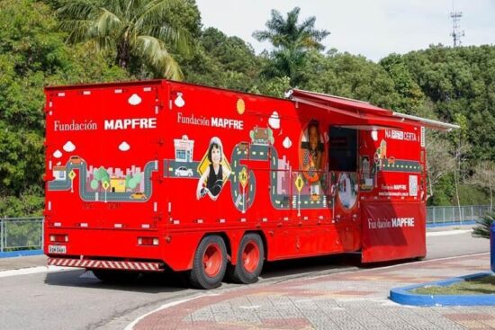 Fundación Mapfre leva educação para o trânsito a crianças da capital paulista