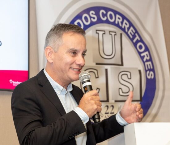 Bradesco Vida e Previdência e Bradesco Saúde apresentam oportunidades de negócios a corretores em encontro da UCS