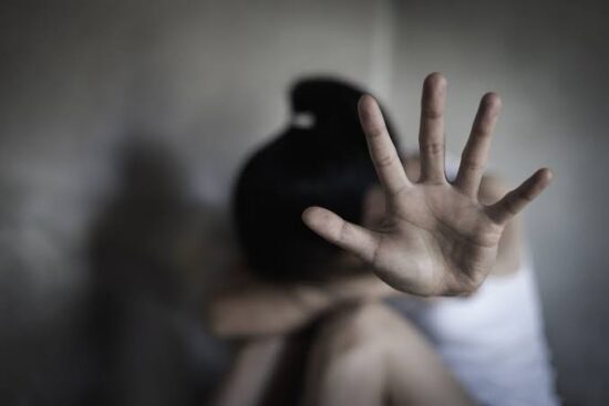 Agosto Lilás: proteção financeira também faz parte do combate à violência contra a mulher