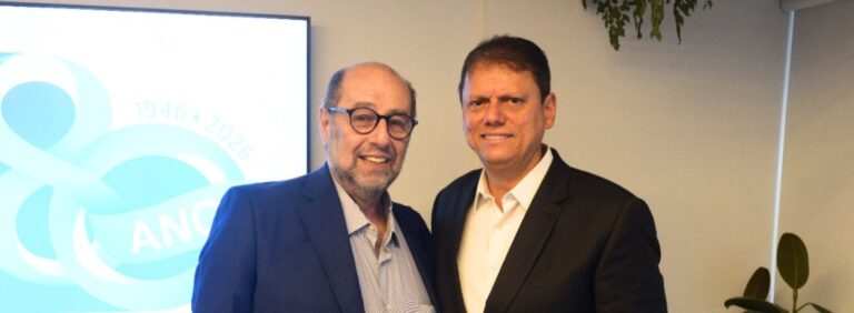 Presidente do Sincor-SP tem encontro com governador Tarcísio de Freitas para fortalecer diálogo em prol do mercado de seguros