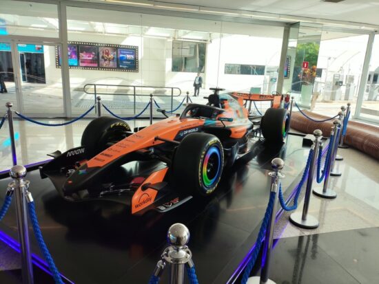 Porto Bank renova parceria com a Mastercard para ativação de experiências exclusivas junto à McLaren Mastercard Formula 1® Team por mais três anos