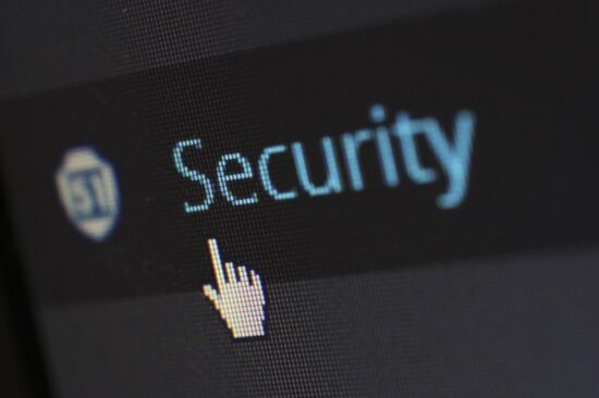 Universal Assistance amplia a proteção ao viajante com monitoramento de cibersegurança digital